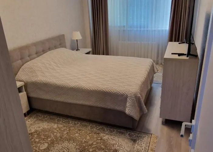 Black & White Apartment